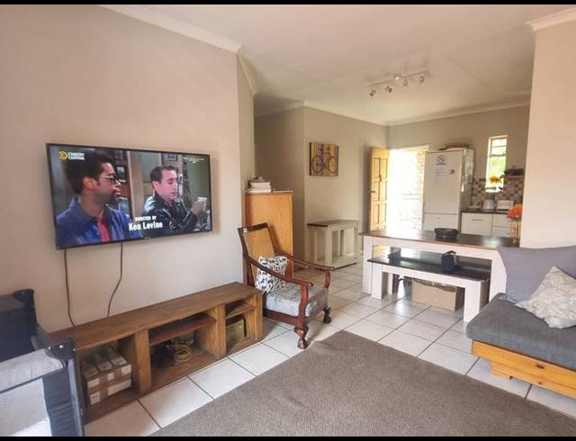 3 BEDROOM APARTMENT FOR SALE IN FAERIE GLEN